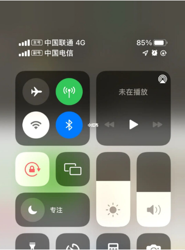 大理苹果手机维修分享iPhone双卡信号解决办法 